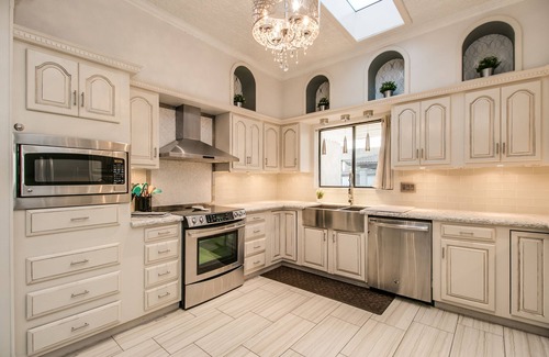 Fountain Hills House | Spectacular Fountain Hills 5 Bdrm w/Pool and Views