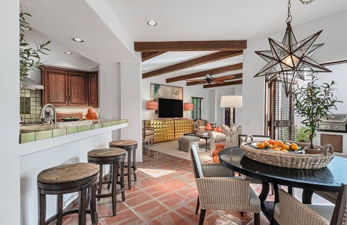 Palm Springs Villa | SPECTACULAR GATED ESTATE IN HISTORIC MOVIE COLONY nOctober special starts now!