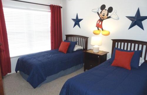 Kissimmee House | SPECTACULAR Home And Resort! Near Dis, Splash Park, Lake With Boats, Pool, This Home And Resort Has It ALL! Low Rates Too!