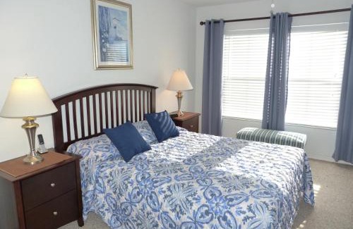 Kissimmee House | SPECTACULAR Home And Resort! Near Dis, Splash Park, Lake With Boats, Pool, This Home And Resort Has It ALL! Low Rates Too!