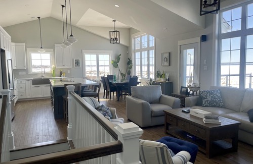 Cap-Pele House | SPECTACULAR OCEAN VIEWS EVERY ROOM, EXECUTIVE HOME DIRECTLY ON SANDY BEACH!