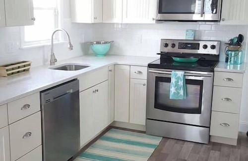 Minot House | Spectacular Ocean Sunsets I Pet Friendly