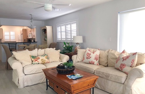 Hutchinson Island South Apartment | Spectacular ocean views, Beach Front Condo - Hutchinson Island, Jensen Beach, FL