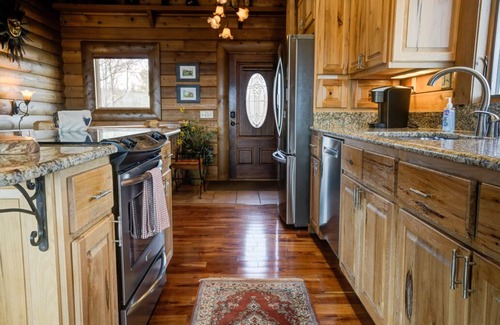 Bamboo Cabin | SPECTACULAR PANORAMIC VIEWS FROM THE LUXURIOUS, PRIVATE 'CABIN' AT KILKELLYS!