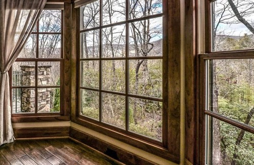 Marietta House | Spectacular Secluded 5 Bedroom Luxury Mountain Property