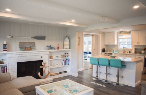 South Dennis House | Spectacular three bedroom home with central air