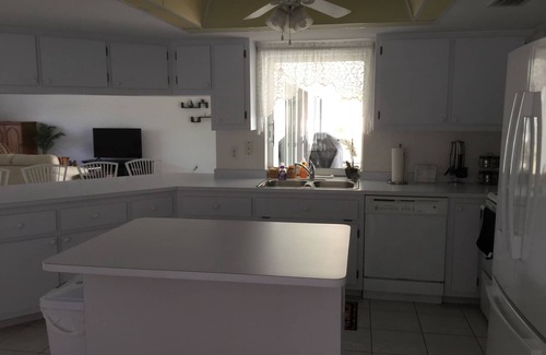 Pelican Villa | Spectacular views on a Gulf access canal!