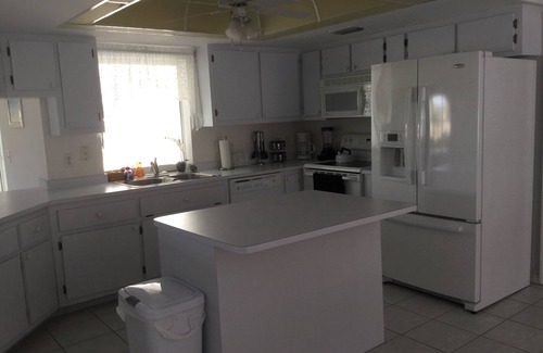 Pelican Villa | Spectacular views on a Gulf access canal!
