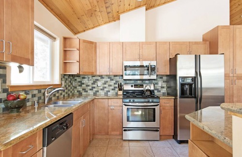 Kings Beach Ski Chalet | Spend Fall at King's Beach! Sunny Cabin with private hot tub in King's Beach