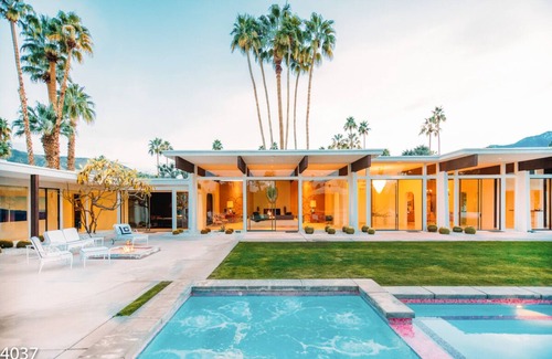 Palm Springs House | Spend Fall in Palm Springs! Historic Villa with Famous Pink Door and Mountain Views!