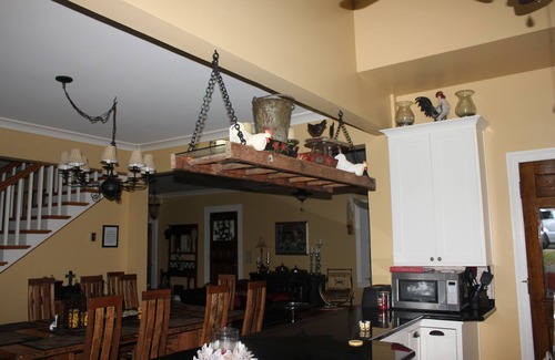 Fairhope House | Spend Your Vacation In A Real Southern Hotel