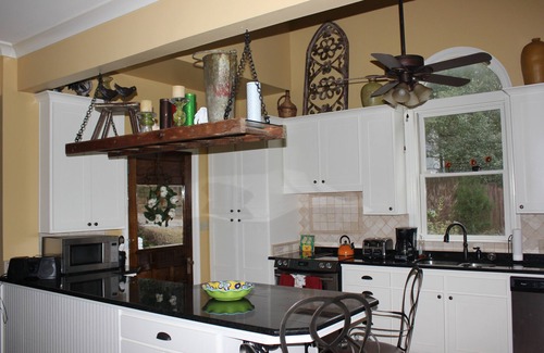 Fairhope House | Spend Your Vacation In A Real Southern Hotel