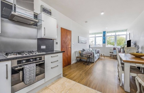 Gosport Apartment | Spinnaker View Apartment