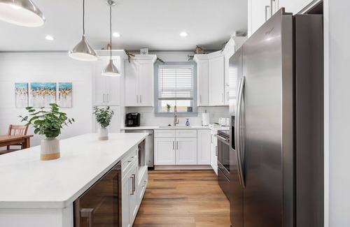 Miramar Beach House | Spiny Lobster: 7BR, Luxury, Private Pool! Golf Cart! 5 Min to Beach