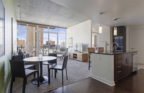 Downtown Denver Condo | SPIRE 2007 - 20th Floor Stunner, amazing views