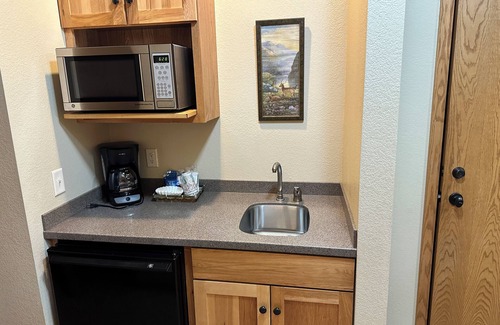 Eagle River Apartment | Spirit of the Northwoods by Eagle Waters Resort
