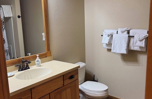 Eagle River Apartment | Spirit of the Northwoods by Eagle Waters Resort