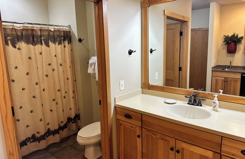 Eagle River Apartment | Spirit of the Northwoods by Eagle Waters Resort