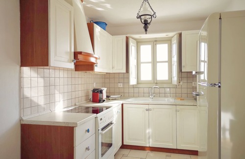 Imerovigli House | Spitia Tzitzi