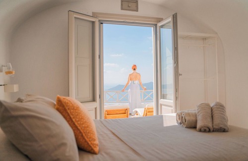 Imerovigli House | Spitia Tzitzi