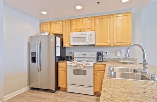 West Panama City Beach Condo | Splash 2BRs On Water + Bunks 10th Flr Spring Summer Deals
