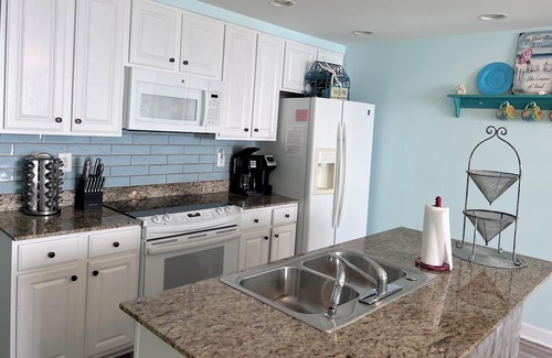 West Panama City Beach Condo | Splash Resort Penthouse with Free Beach Chairs and Amazing Top Floor Views