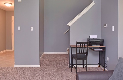Wayne House | ❤️Splendid 4 BEDROOM in updated home-Sleeps 12❤️