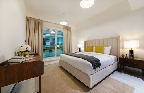 Trade Center Apartment | Splendid Apt w/Views of Dubai Future Museum