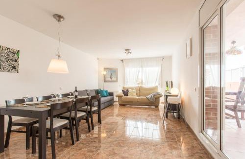 Torredembarra Apartment | Splendid attic by MarCalma