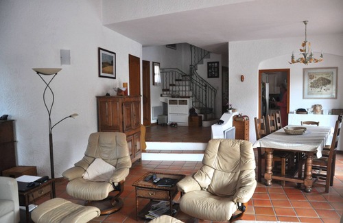Six-Fours-les-Plages House | Splendid villa in a quiet area 800 meters from the beach and the port of Brusc