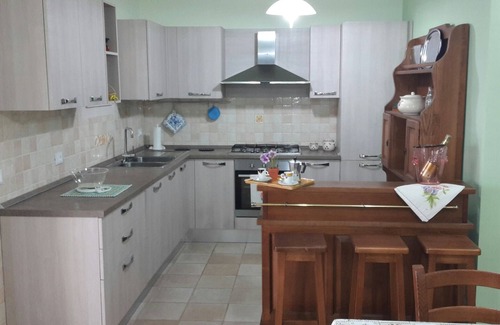 Torre San Giovanni Villa | SPLENDID VILLA SURROUNDED BY GREEN