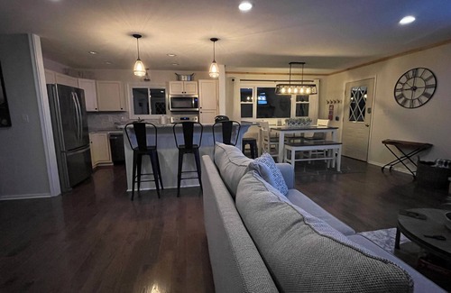 Lake Harmony House | Split Rock Beauty with Lake View