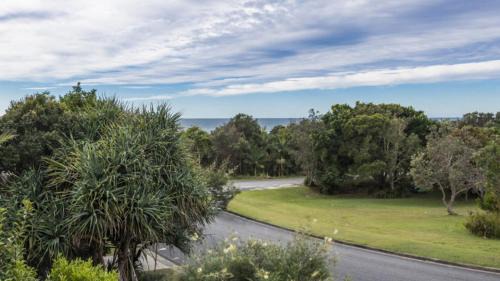 Angourie House | Spookys 5, 5 - 8 Bay St