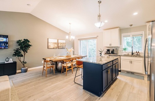 Blaine House | Sports Twin Cities Suburban Escape: 4BR w/Game Room & Big Yard Near NSC & TPC