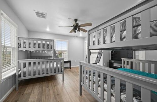 Golden Meadow House | Sportsman's Paradise
