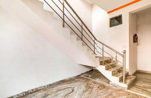 Gomti Nagar Hotel | SPOT ON Ganpati Palace