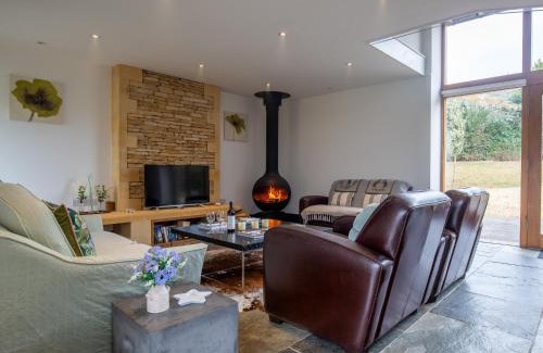 Hook Norton House | Spring Barn