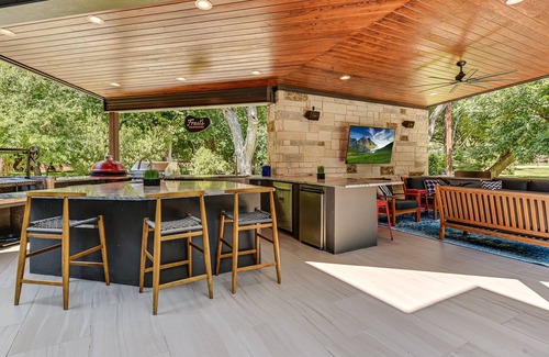 Wood Island House | Spring Break I Buy 3 Get 1 Night Free I Above Signature | Pool/Spa I Media Rm
