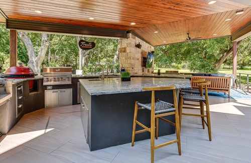Wood Island House | Spring Break I Buy 3 Get 1 Night Free I Above Signature | Pool/Spa I Media Rm