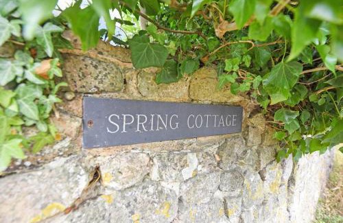 Amberley House | Spring Cottage