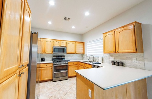 Silverado Ranch House | SPRING DISCOUNTED PRICE, HEATED POOL for a fee, MINS FROM STRIP, 4bed, GAME ROOM