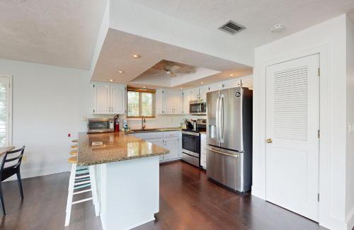Anna Maria House | Spring Oasis