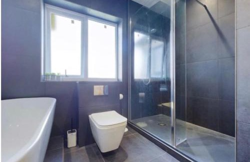 Chapel Saint Leonards House | Springfield Cottage