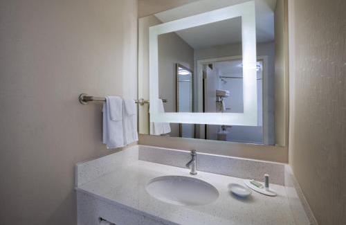 Boise Hotel | SpringHill Suites Boise West/Eagle