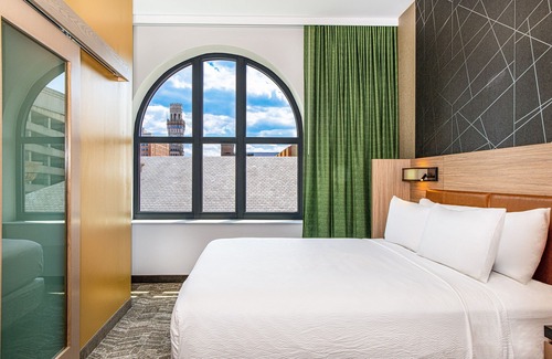 Downtown Baltimore Hotel | SpringHill Suites by Marriott Baltimore Downtown Convention Center Area