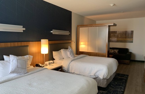 Baytown Hotel | SpringHill Suites Houston Baytown