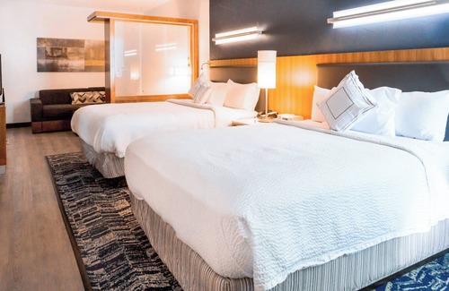 Baytown Hotel | SpringHill Suites Houston Baytown