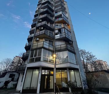Dorcol Apartment | Squeeze The Day