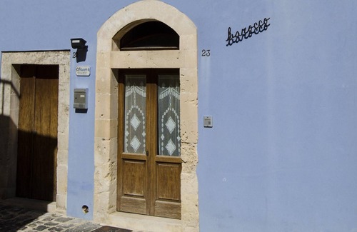 Palazzolo Acreide Historic Centre Apartment | SR-G267-LENZ23AT - Dimora La Rosa Barocca
