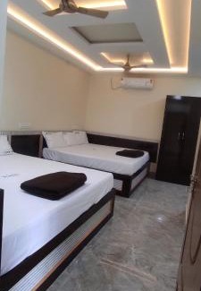 Rameshwaram Hotel | Sri Vasavi Residency